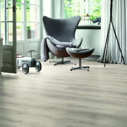 EGGER HOME Toscolano Light Oak 12mm Laminate Flooring Sample